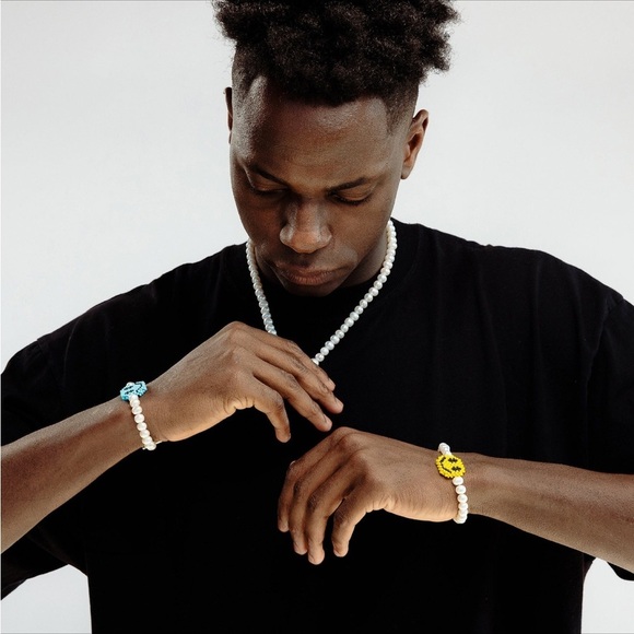 Unisex 7” Pearl “Spread Positivity” Blue Beaded Smiley Harry Styles Bracelet - Picture 5 of 5